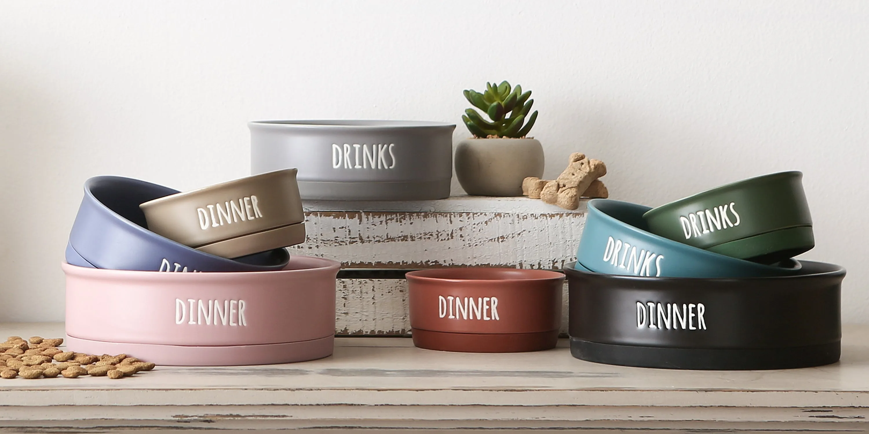 Black Dinner, Drinks & Dessert Pet Bowl Set/2, Large 3.75 C. Capacity