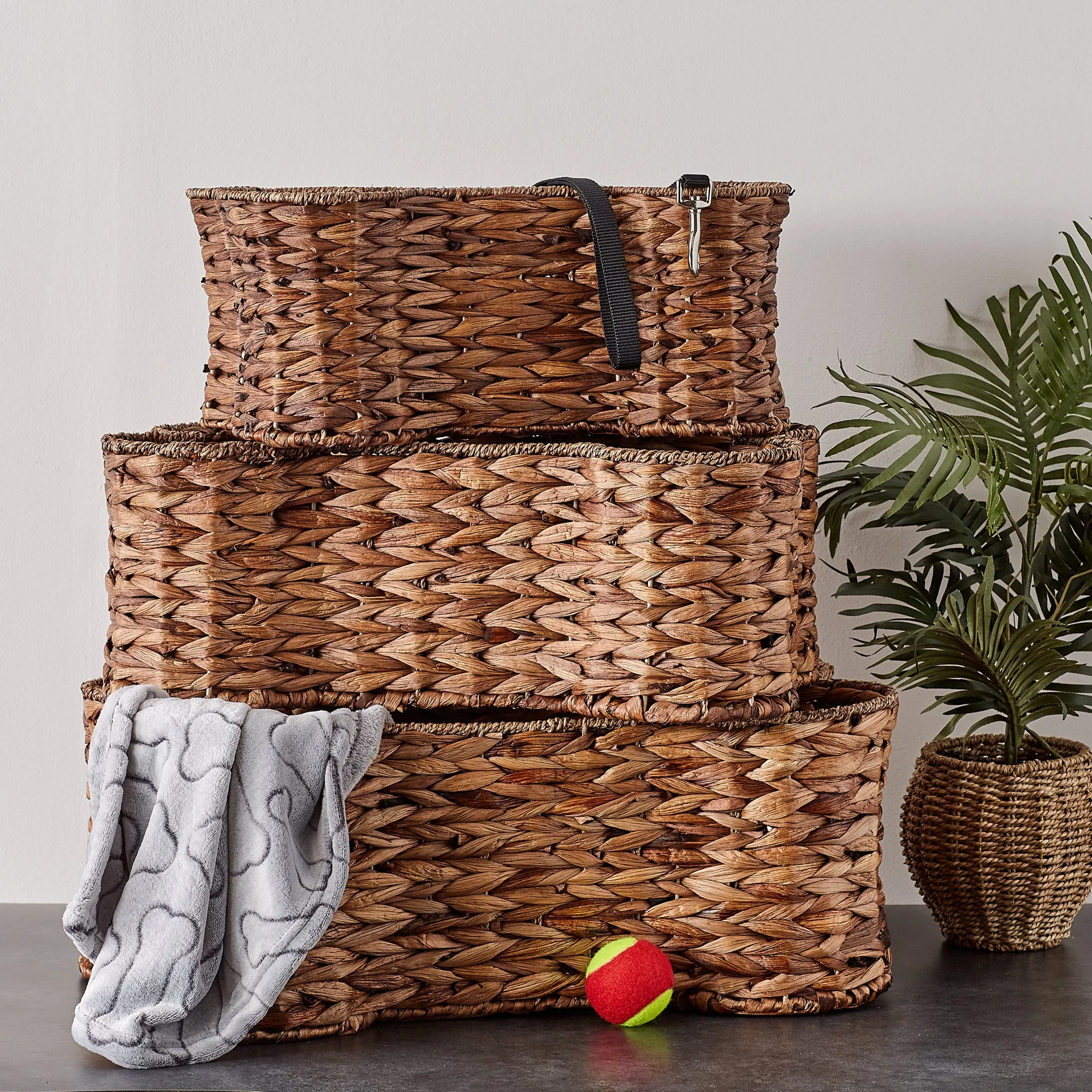 Bone Dry Hyacinth Pet Storage Basket, Bone Shaped, Brown, Large - 24x15x9"