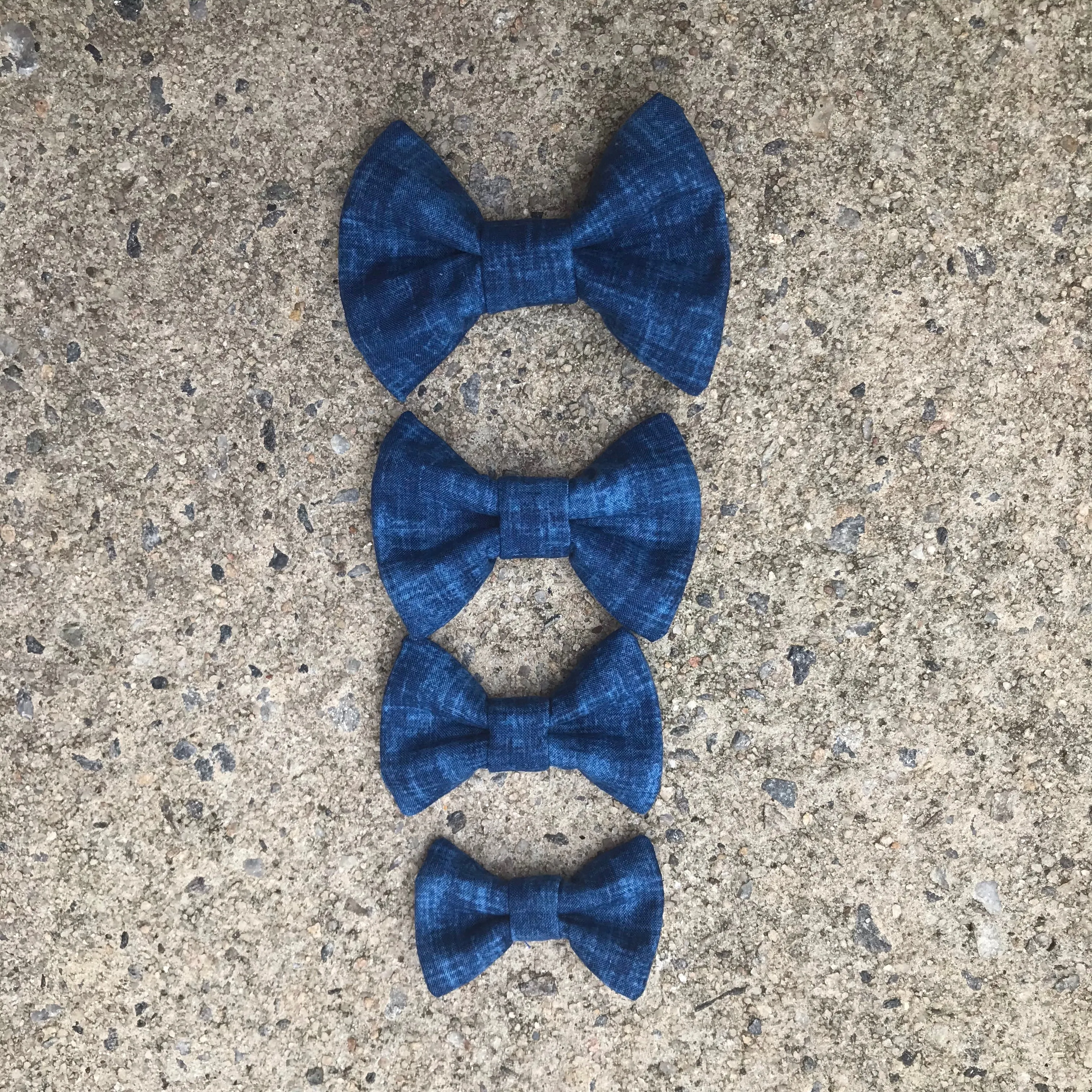 Dog Bow Tie - Navy