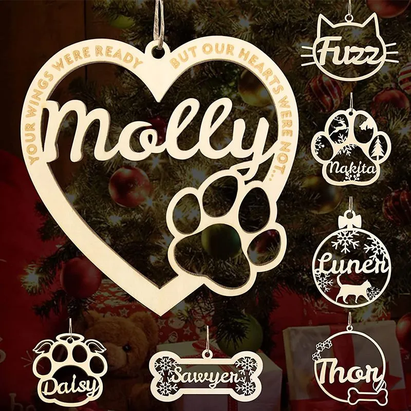Personalized Dog Paw Christmas Ornaments with Heart, Custom Pet Name Wooden Ornaments for Christmas