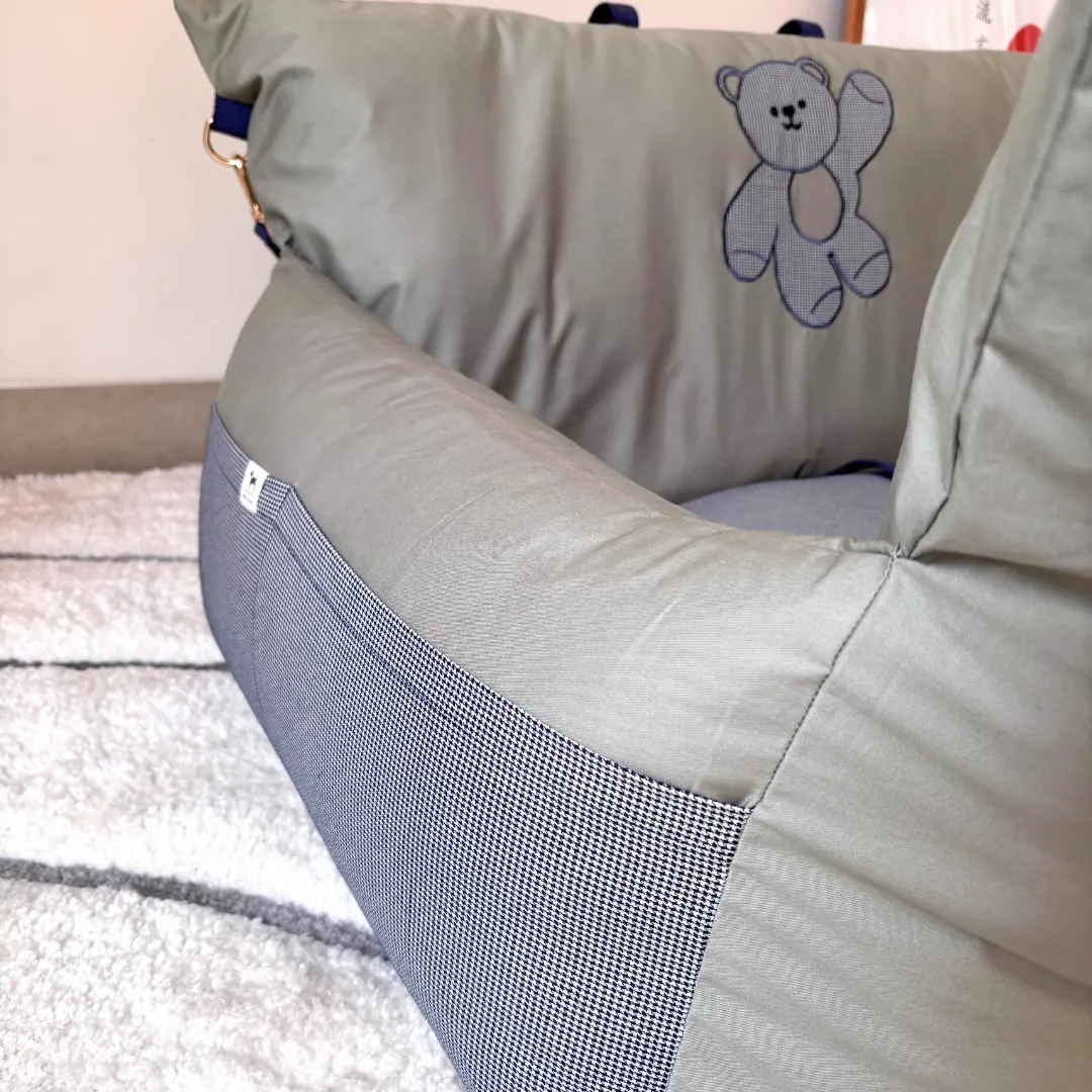 PoochMate Dog Travel Bed Large : Mint & Blue Teddy