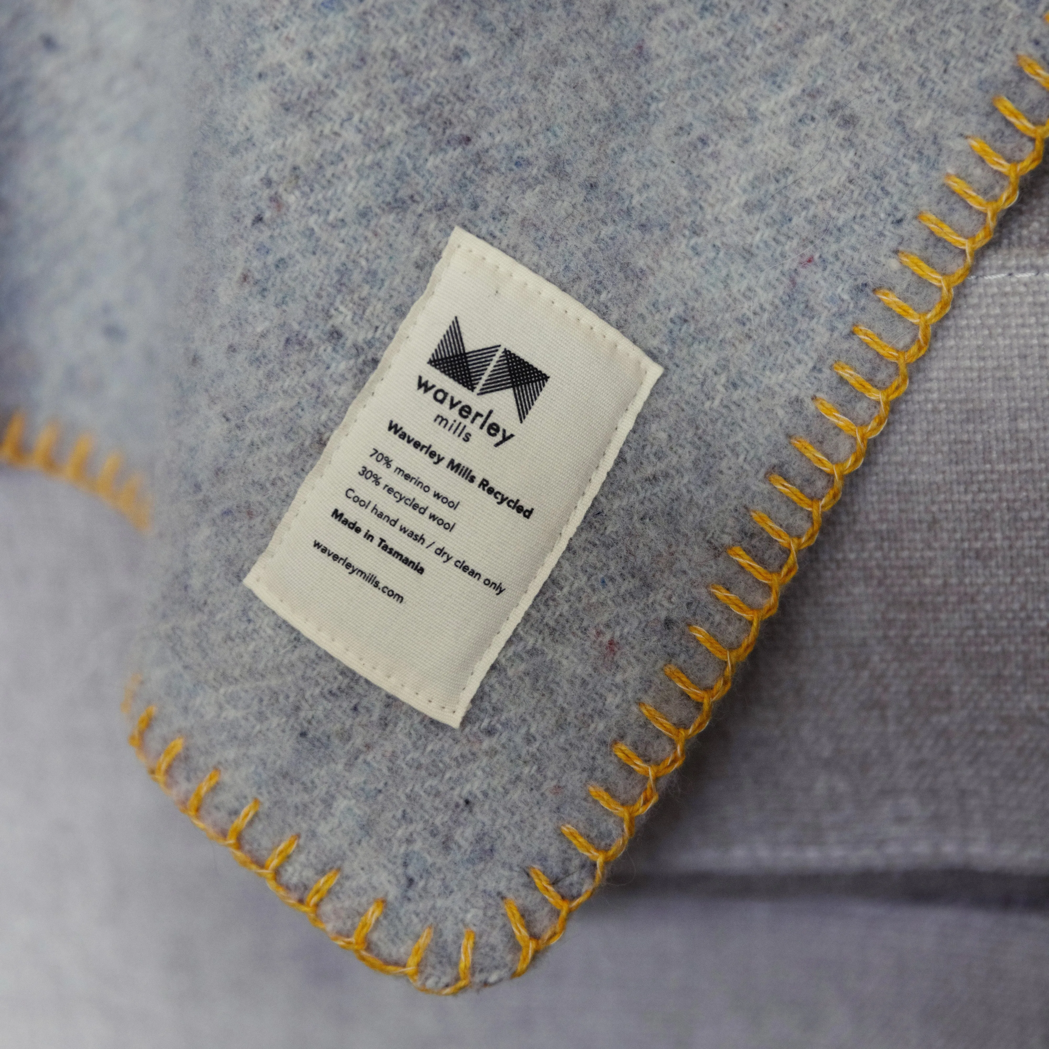 Small Recycled Pet Blanket in Gold